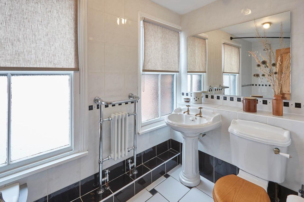Host & Stay - Emerald Residence ซอลท์เบิร์น-บาย-เดอะ-ซี ภายนอก รูปภาพ